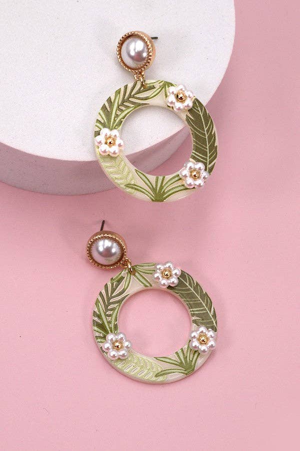 ACRYLIC PEARL LEAF PRINT EARRINGS