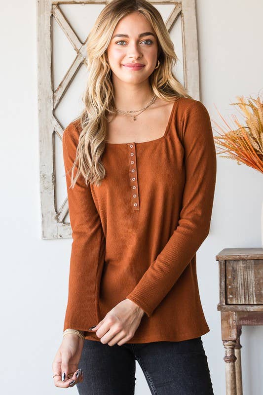 SOLID RIBBED FALL TOP