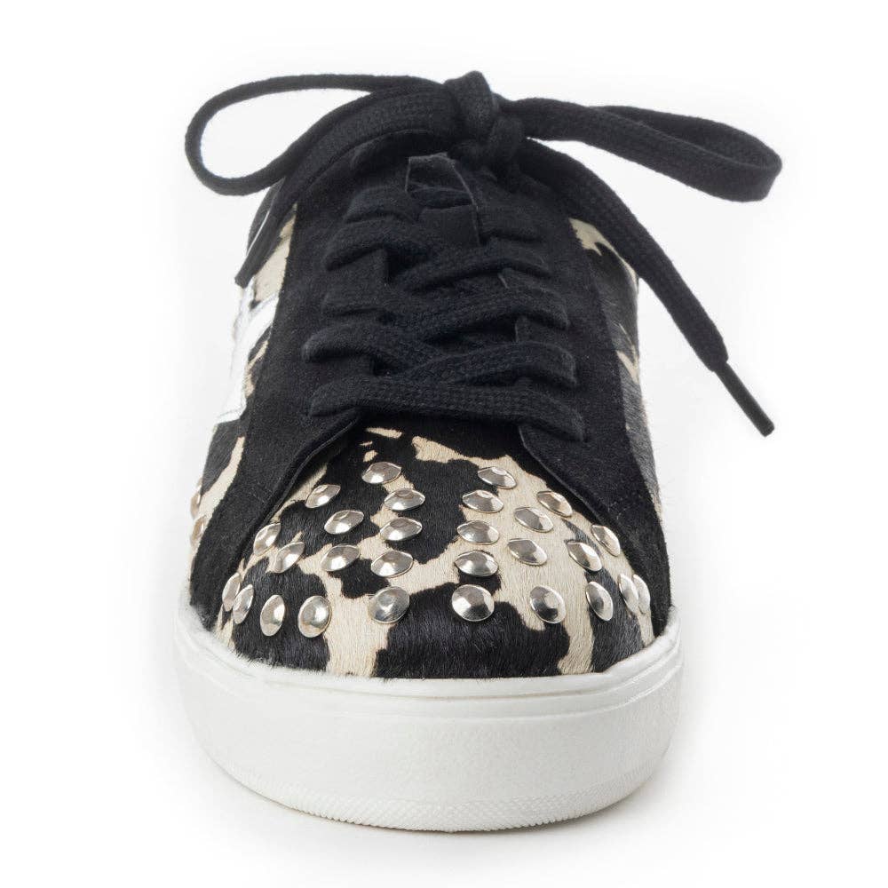 Giggle Sneakers
