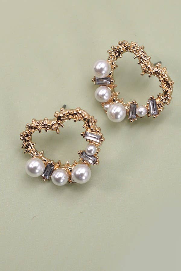 BAGUETTE PEARL HEART POST EARRINGS