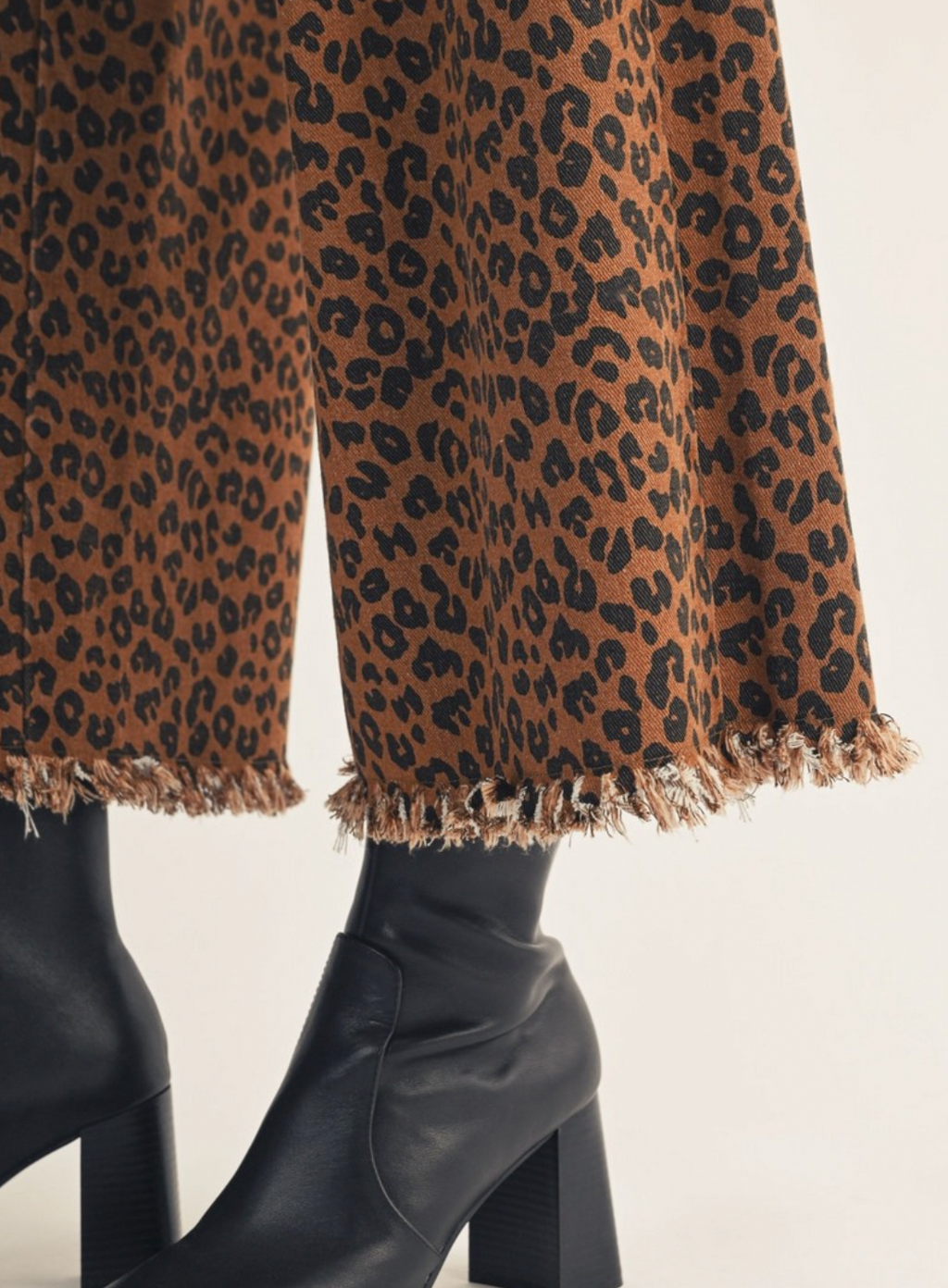 Frayed Hem Wide Leg Leopard Pants