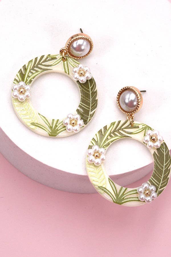 ACRYLIC PEARL LEAF PRINT EARRINGS