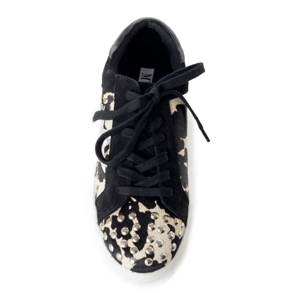 Giggle Sneakers