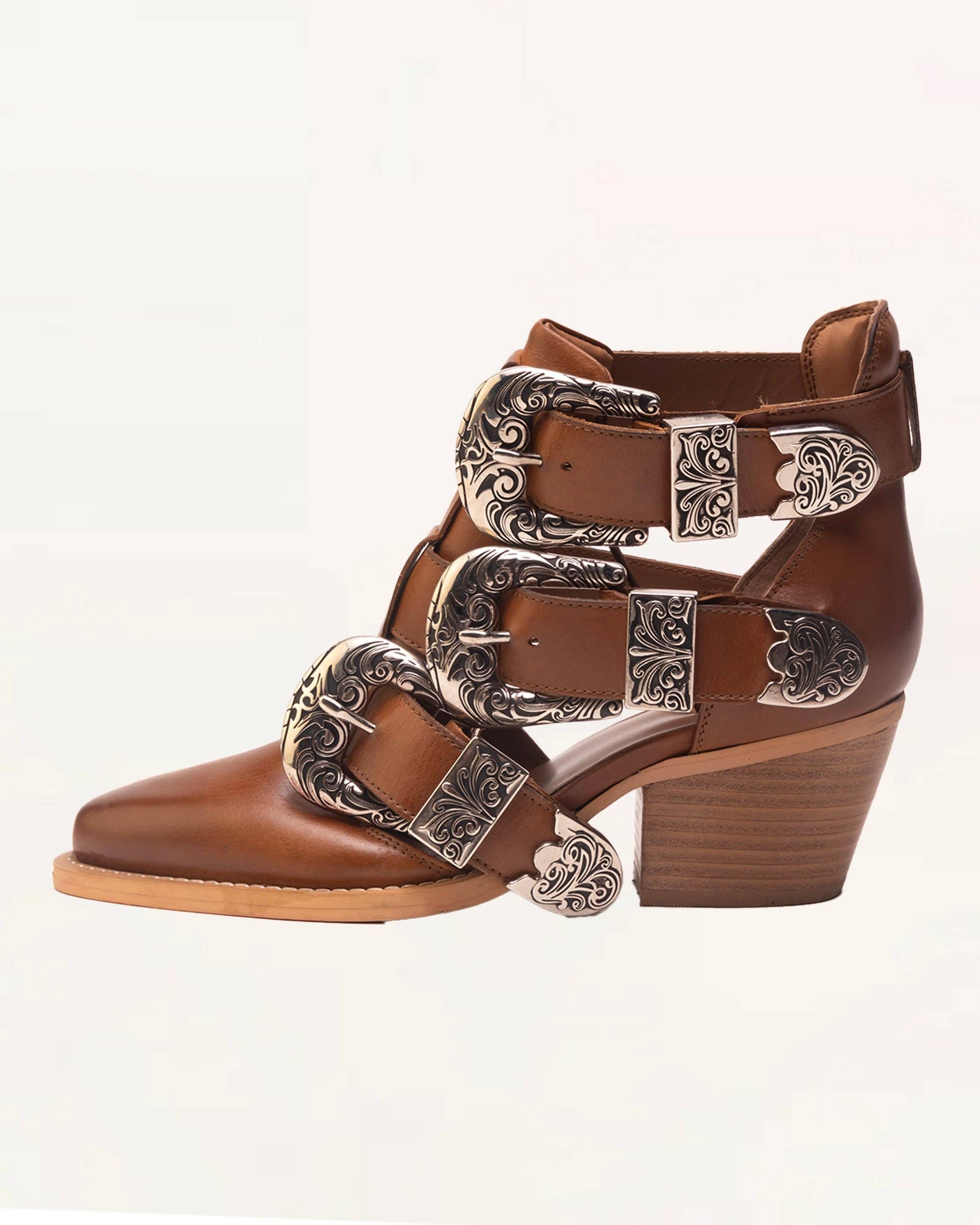 Rodeo Ankle Bootie In Calfskin - Bone & Saddle