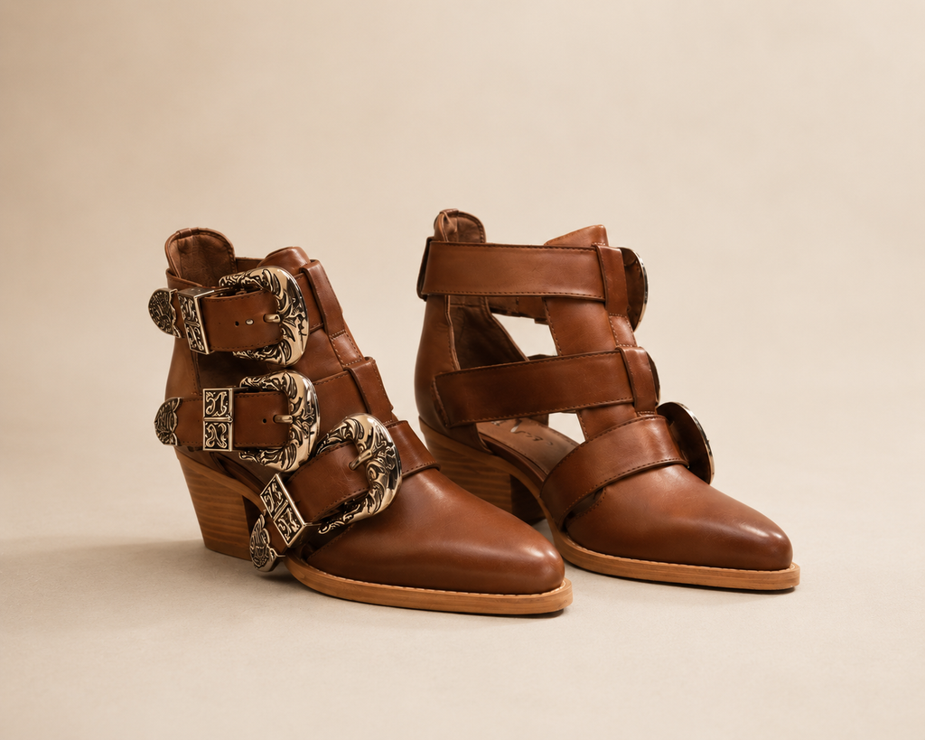 Rodeo Ankle Bootie In Calfskin - Bone & Saddle